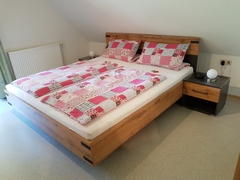 Wohnung 1: Schlafzimmer